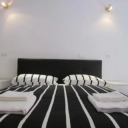 Vatican Luxury House Apartment *